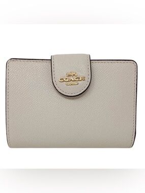 Coach Crossgrain Leather Medium Corner Zip Wallet